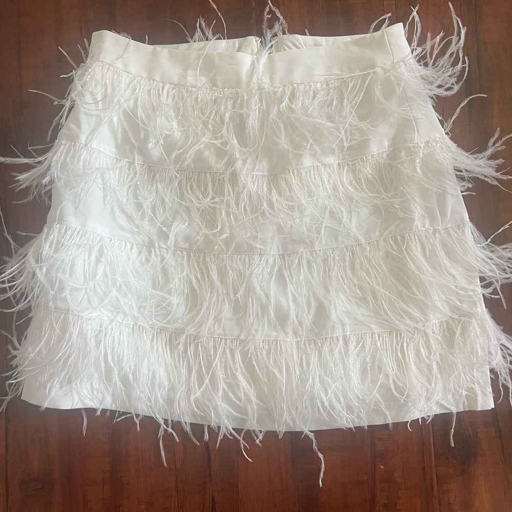 Elegant White Feathered Skirt